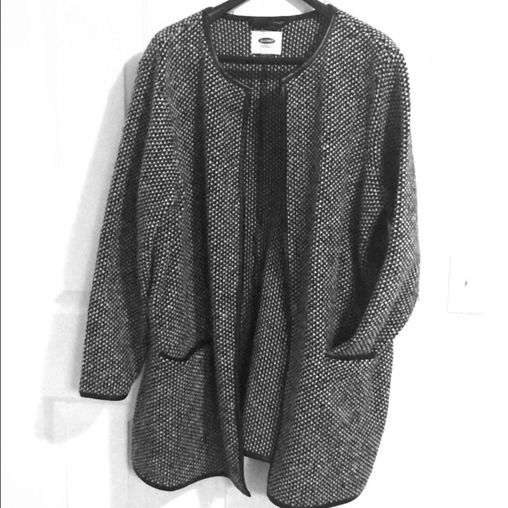 Beautiful black and white coat